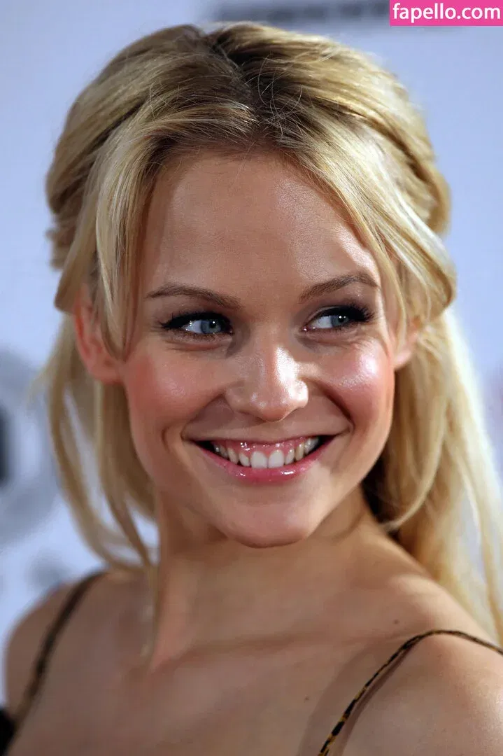 Mirjam Weichselbraun Onlyfans Photo Gallery 