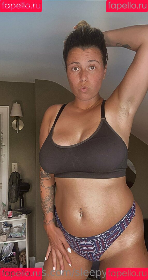 sleepychick11 Onlyfans Photo Gallery 