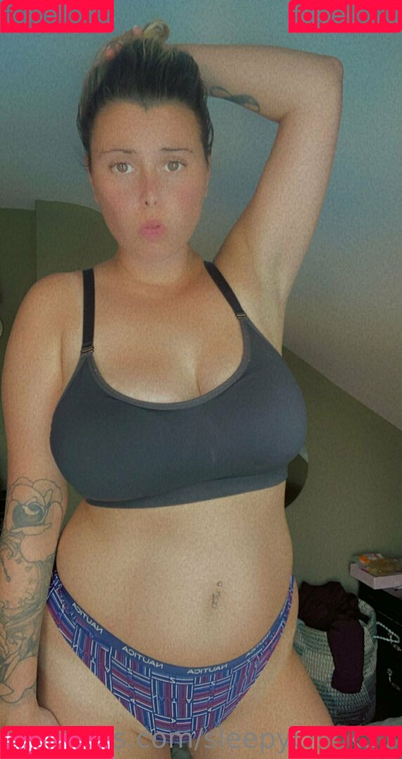 sleepychick11 Onlyfans Photo Gallery 