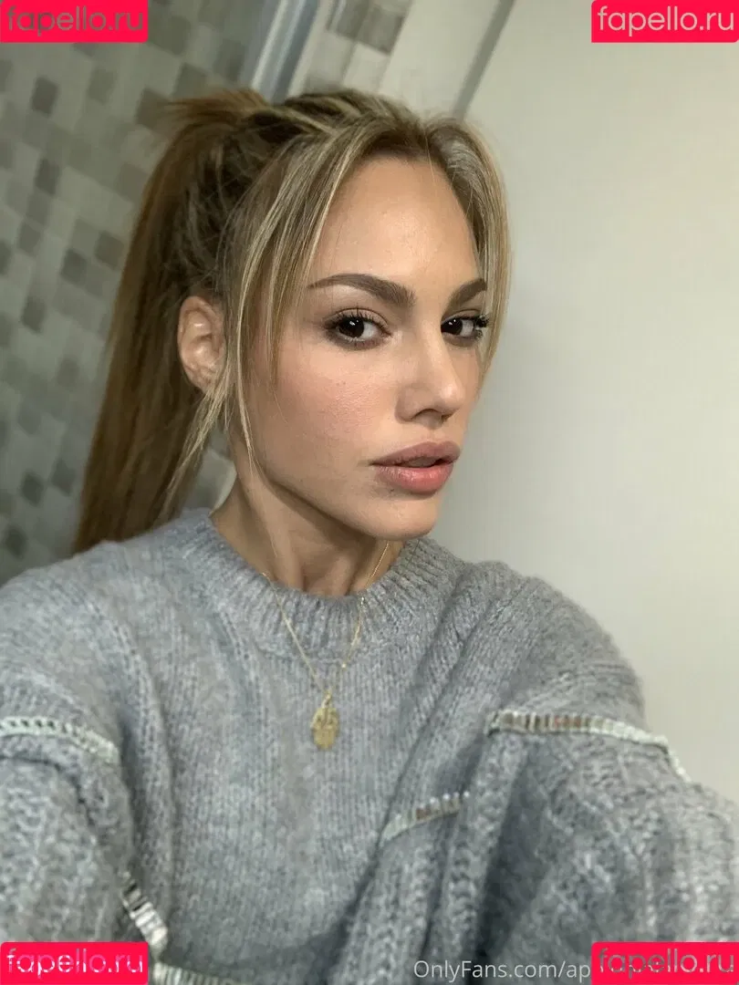 apolonialapiedra Onlyfans Photo Gallery 