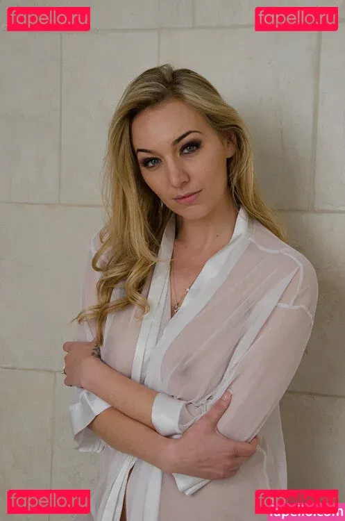 Hayley-Marie Coppin Onlyfans Photo Gallery 