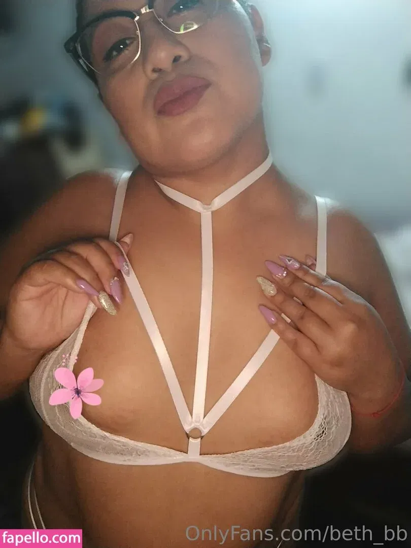 beth_bb Onlyfans Photo Gallery 