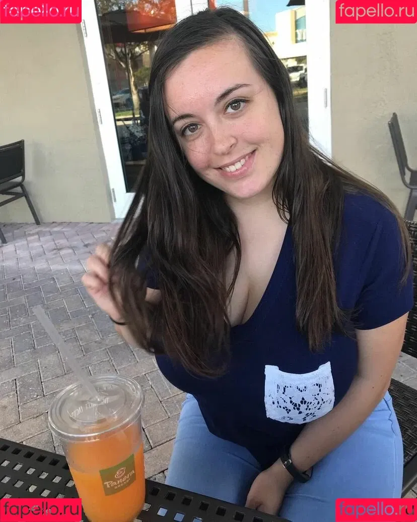 Stefanie Juicy Onlyfans Photo Gallery 