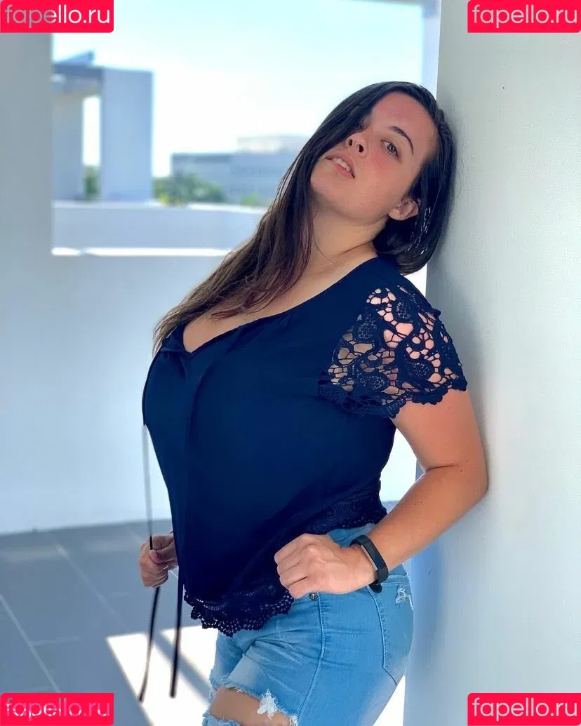 Stefanie Juicy Onlyfans Photo Gallery 