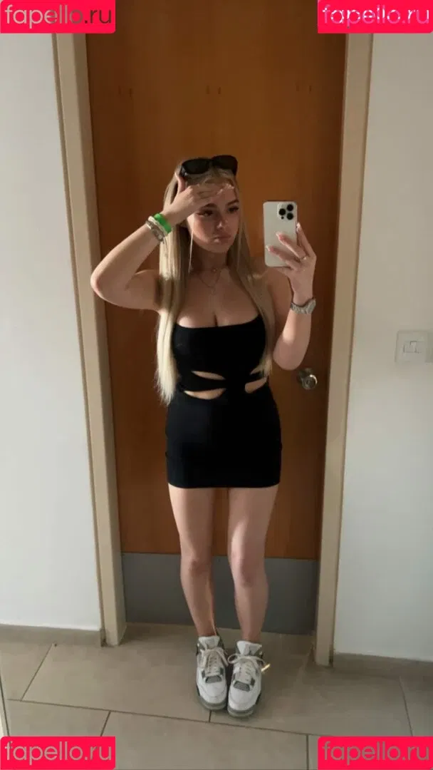 Brooke Marsden Onlyfans Photo Gallery 