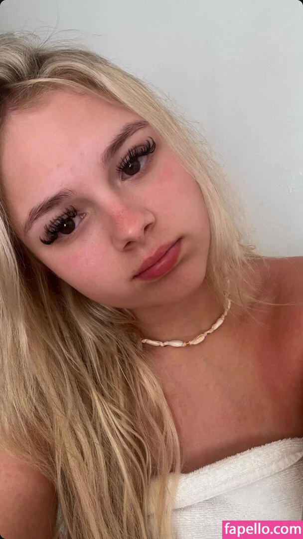 Brooke Marsden Onlyfans Photo Gallery 