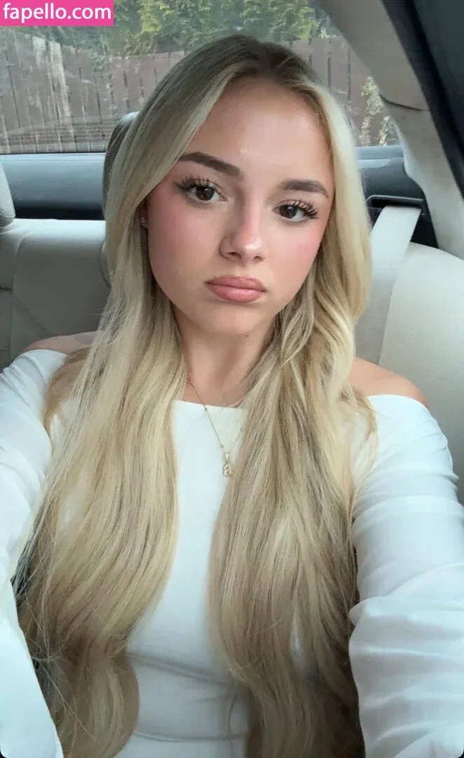 Brooke Marsden Onlyfans Photo Gallery 