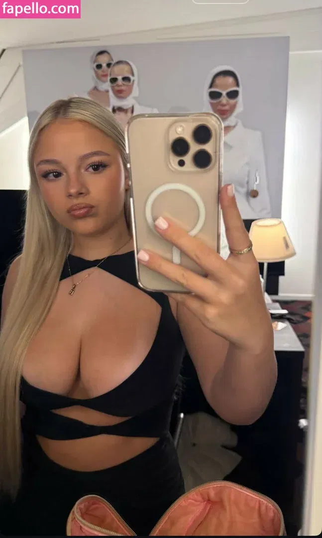 Brooke Marsden Onlyfans Photo Gallery 