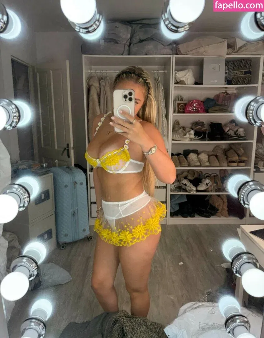 Brooke Marsden Onlyfans Photo Gallery 