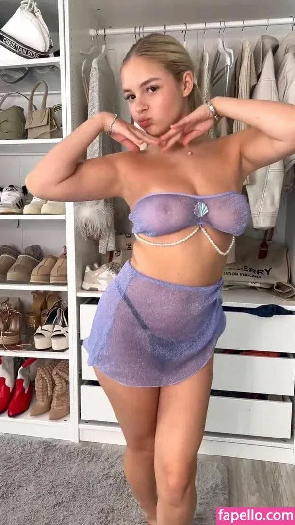 Brooke Marsden Onlyfans Photo Gallery 