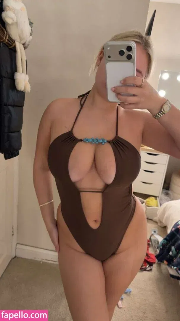 Brooke Marsden Onlyfans Photo Gallery 