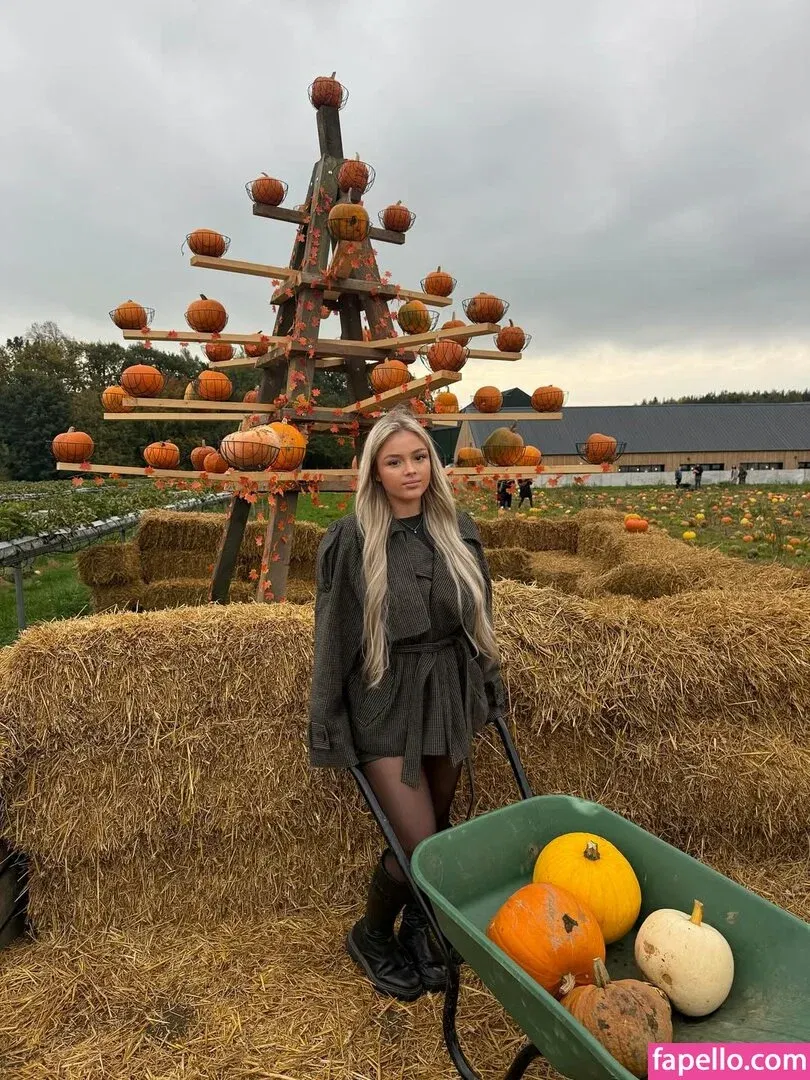 Brooke Marsden Onlyfans Photo Gallery 