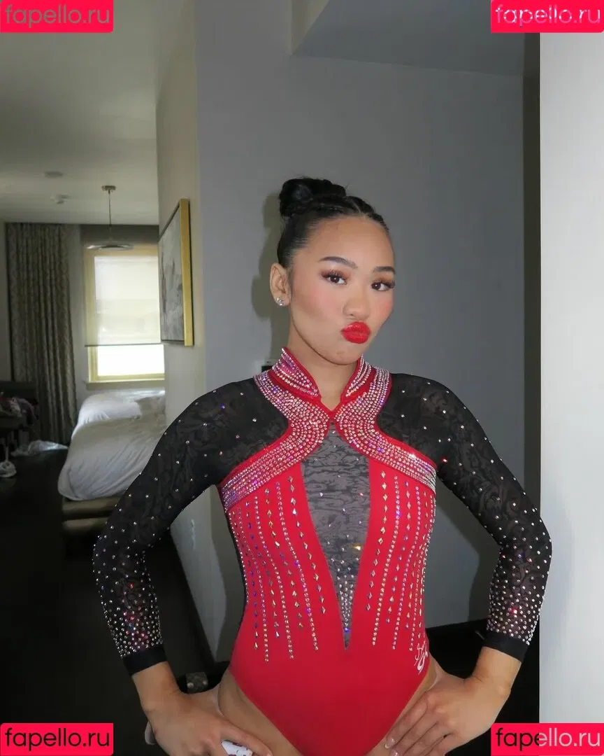 Suni Lee Onlyfans Photo Gallery 