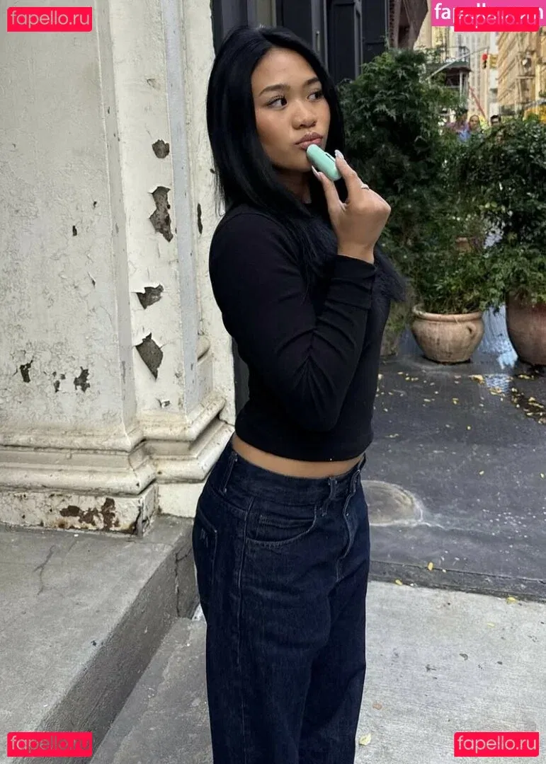 Suni Lee Onlyfans Photo Gallery 