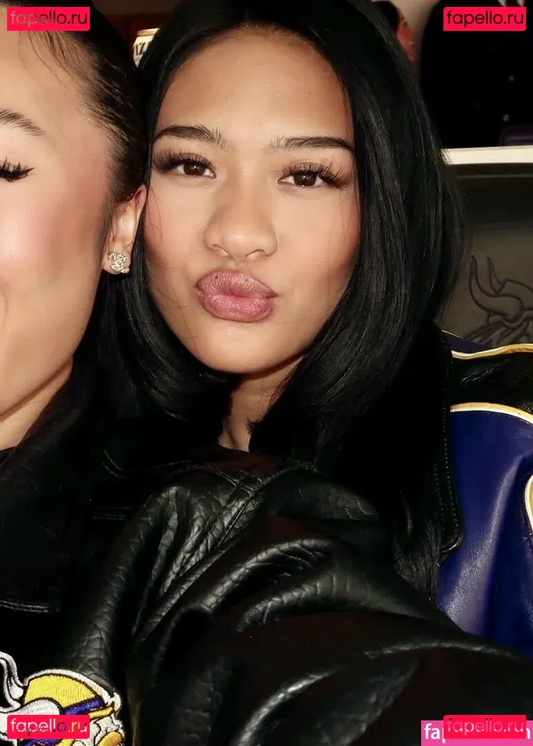 Suni Lee Onlyfans Photo Gallery 