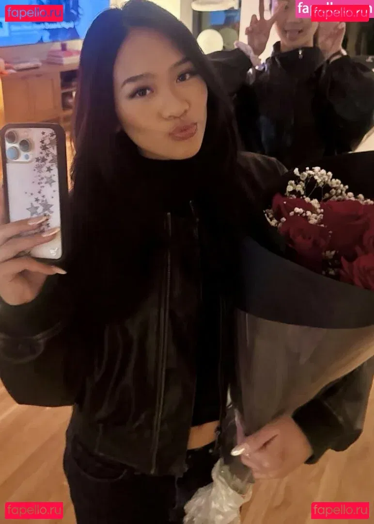 Suni Lee Onlyfans Photo Gallery 