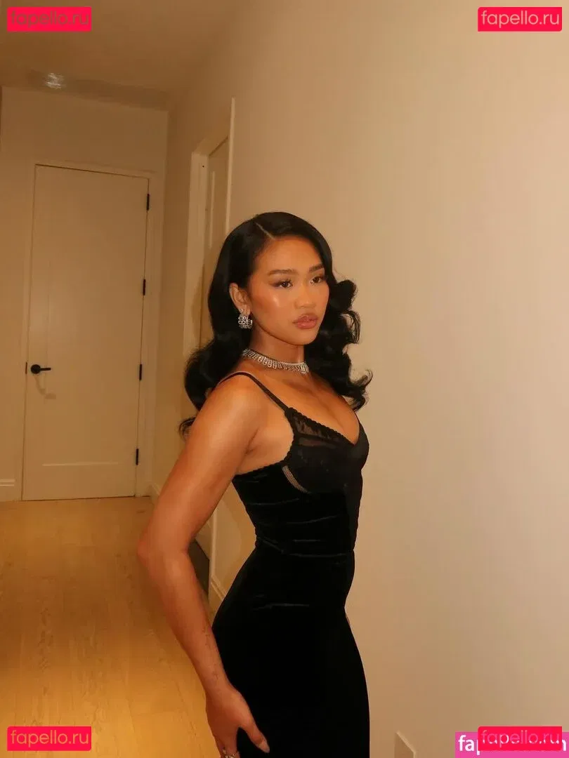 Suni Lee Onlyfans Photo Gallery 