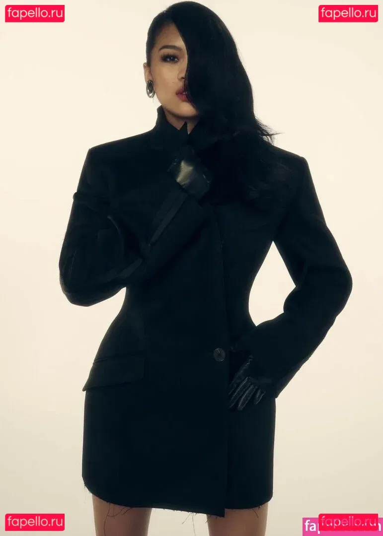 Suni Lee Onlyfans Photo Gallery 