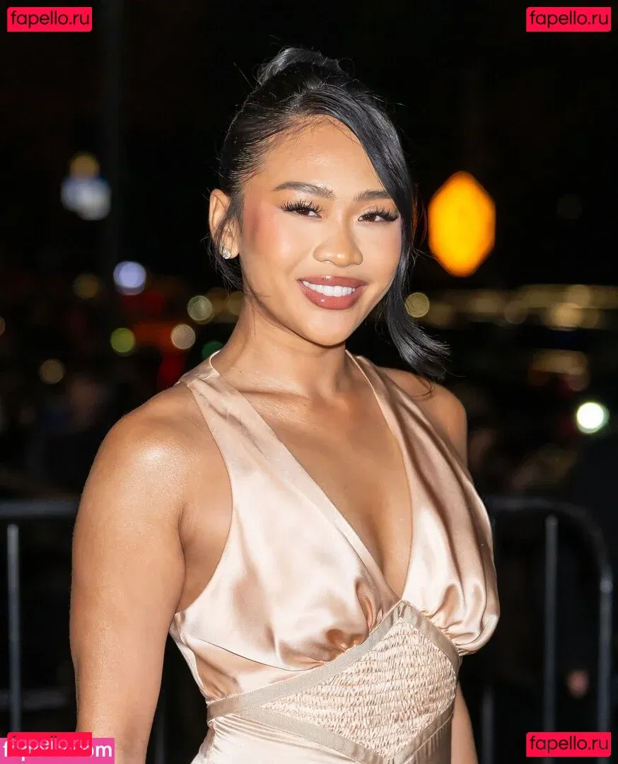 Suni Lee Onlyfans Photo Gallery 