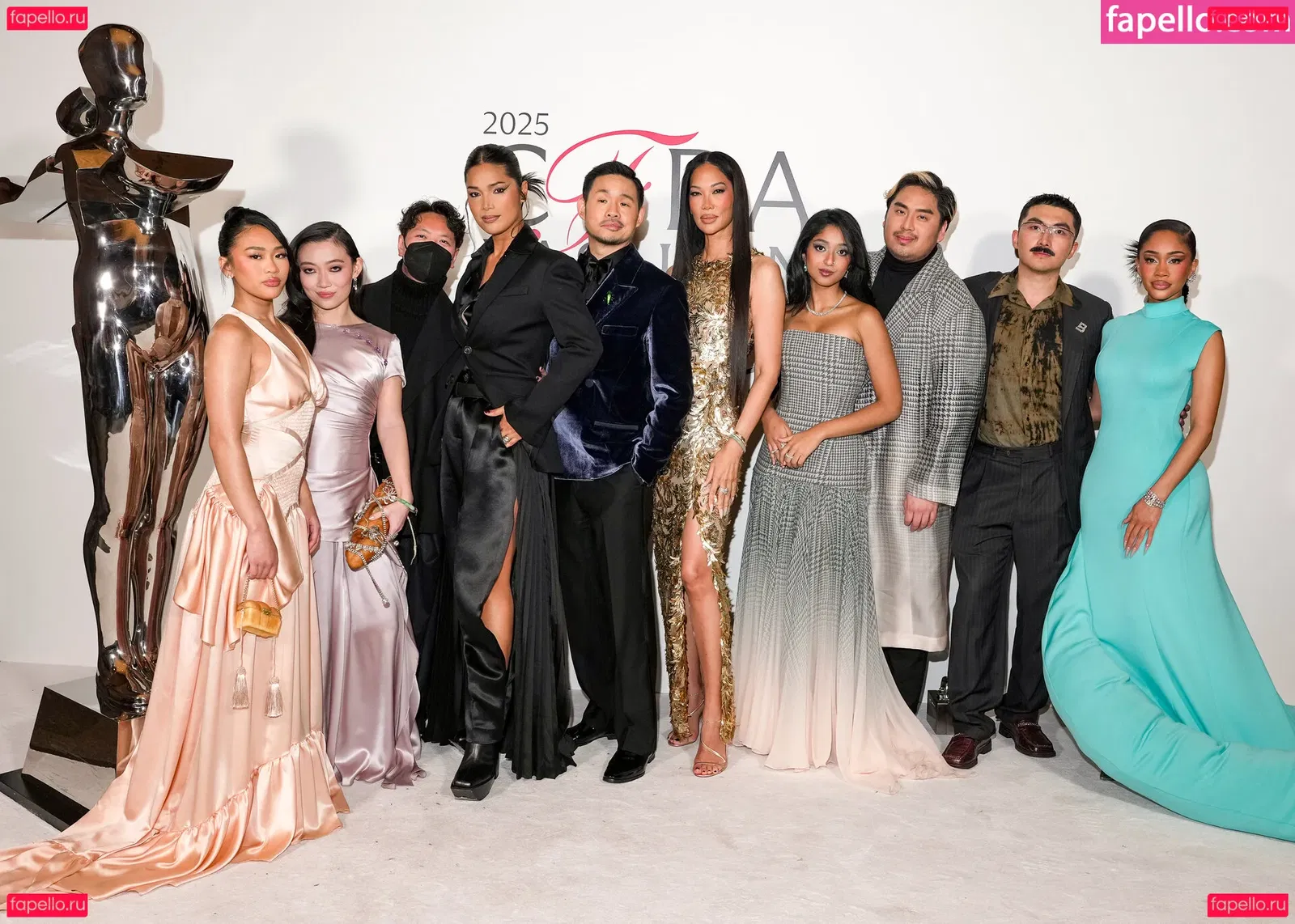 Suni Lee Onlyfans Photo Gallery 