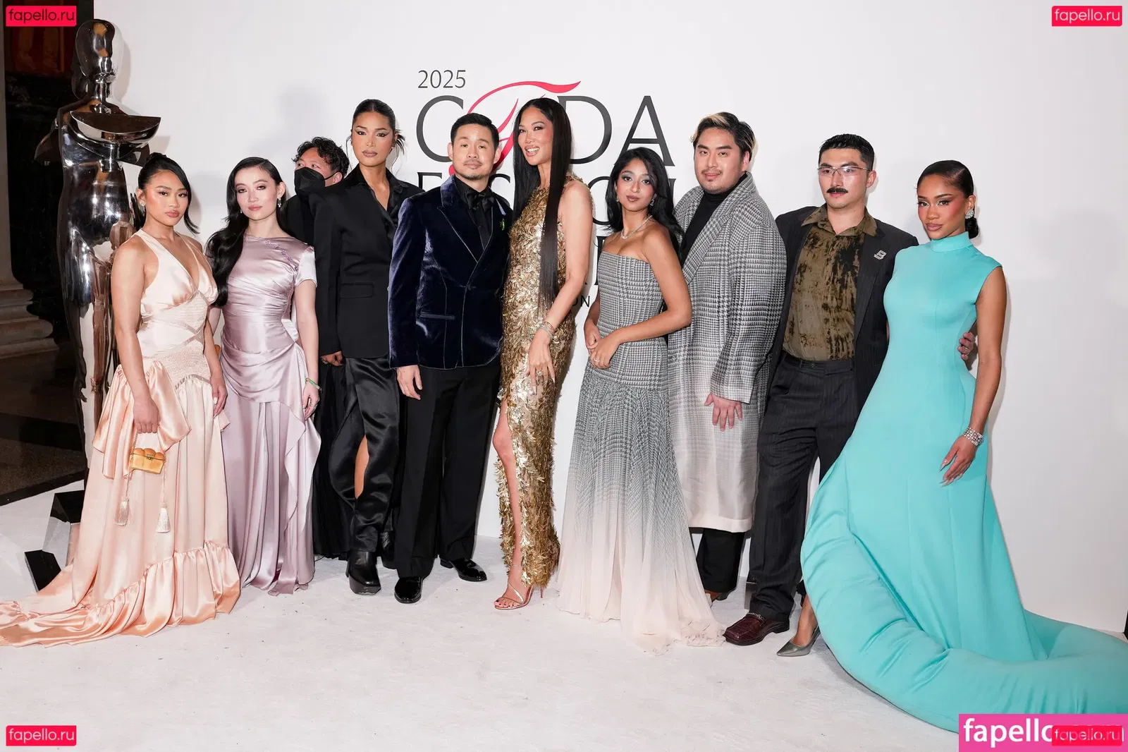 Suni Lee Onlyfans Photo Gallery 