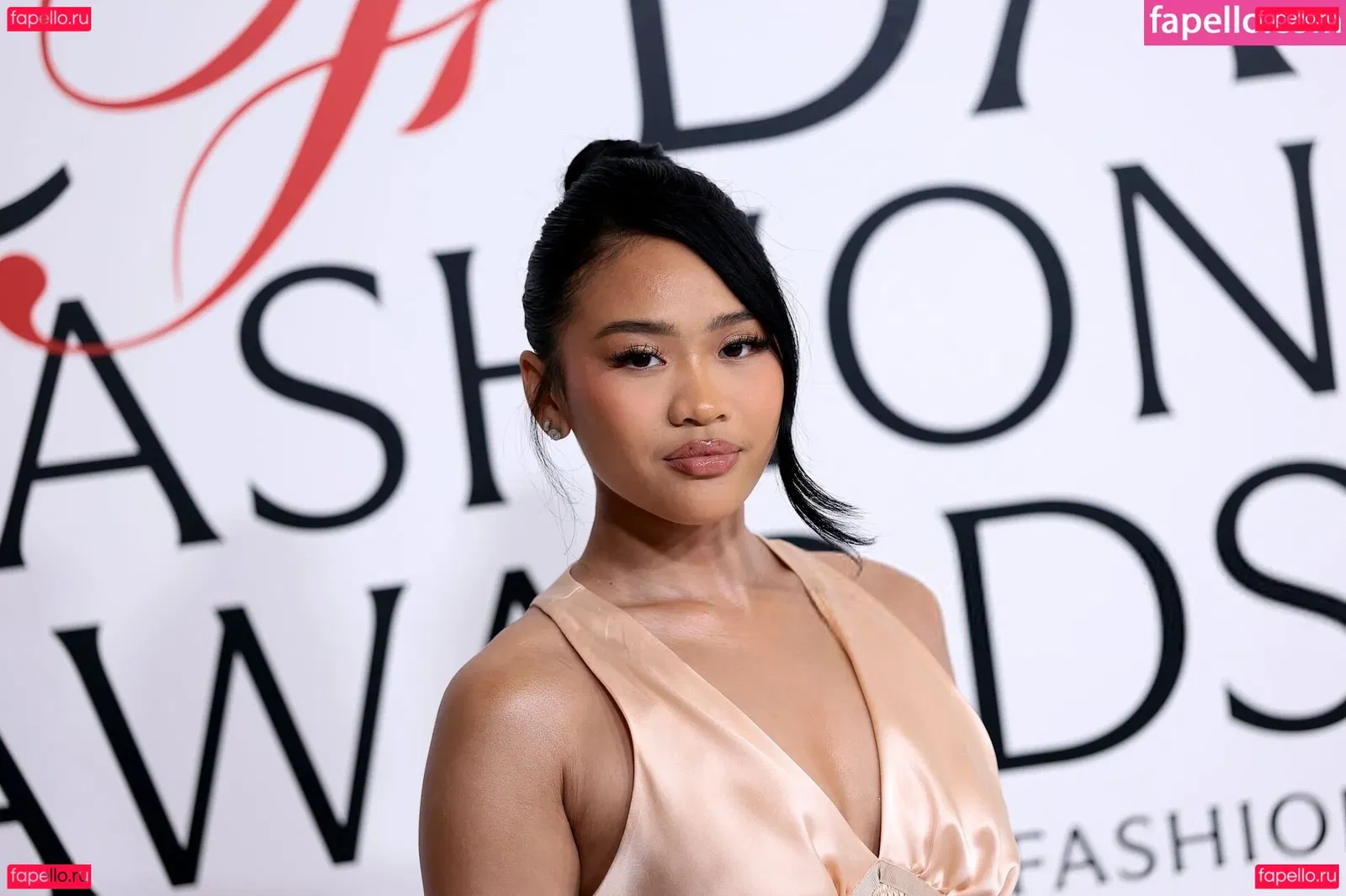 Suni Lee Onlyfans Photo Gallery 