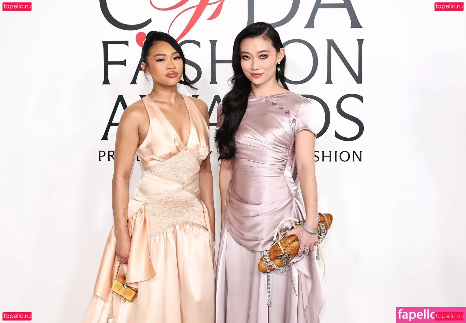 Suni Lee Onlyfans Photo Gallery 