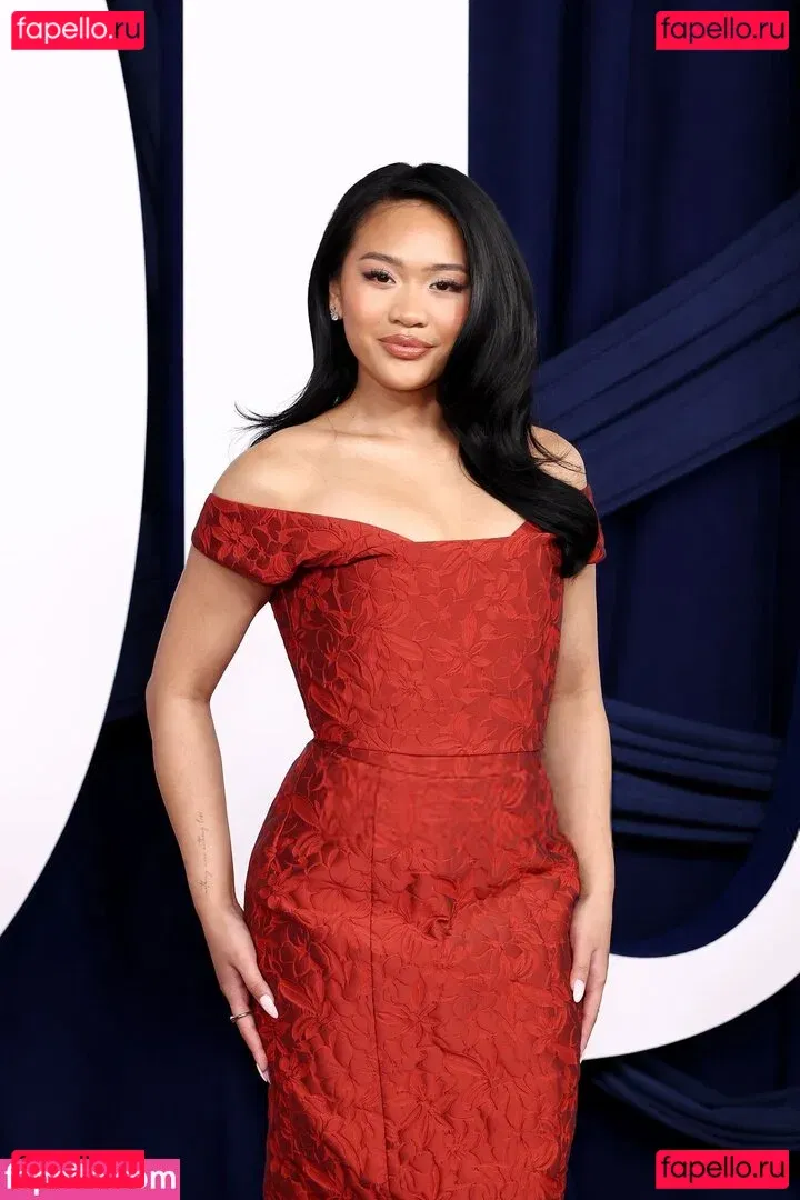 Suni Lee Onlyfans Photo Gallery 