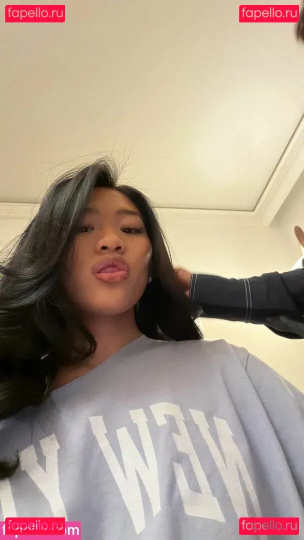 Suni Lee Onlyfans Photo Gallery 