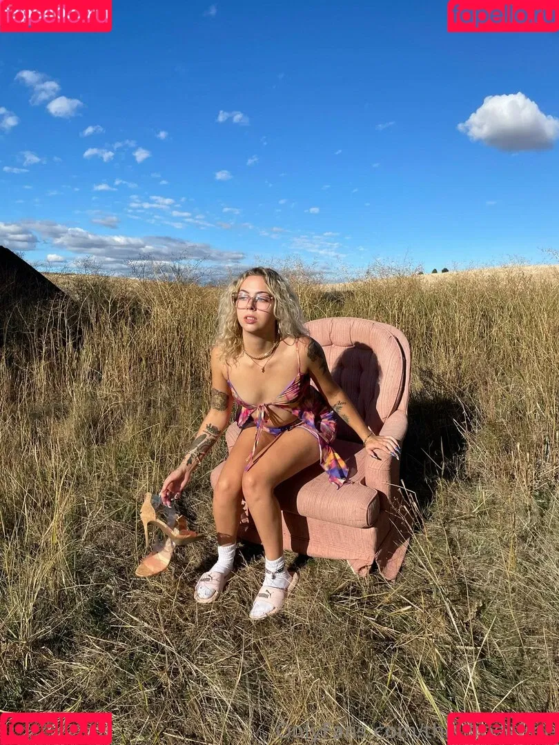 thelilrosefree Onlyfans Photo Gallery 