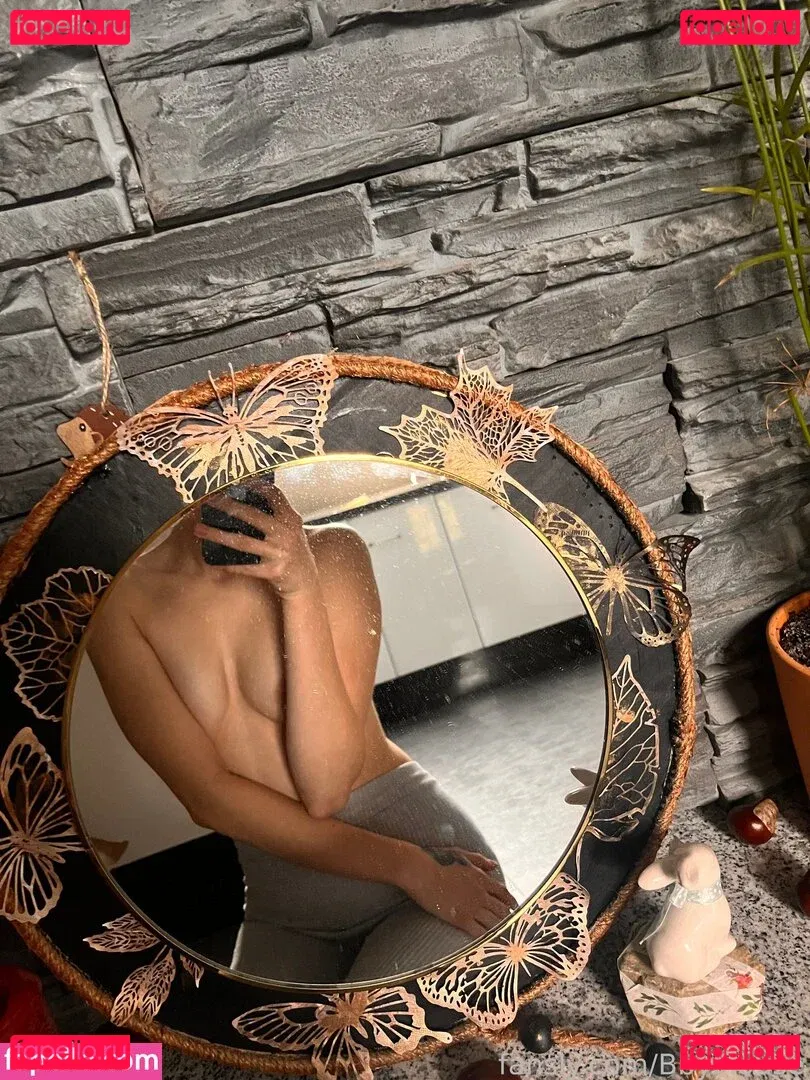 BbyMouse Onlyfans Photo Gallery 