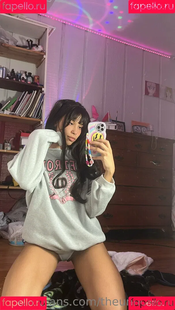 theunholychi Onlyfans Photo Gallery 