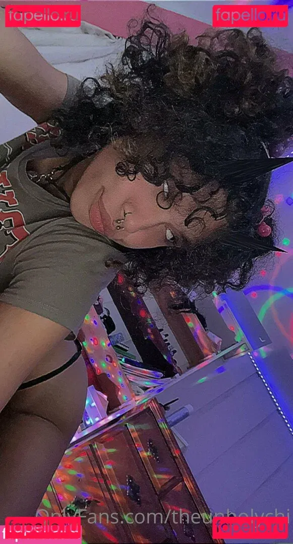 theunholychi Onlyfans Photo Gallery 