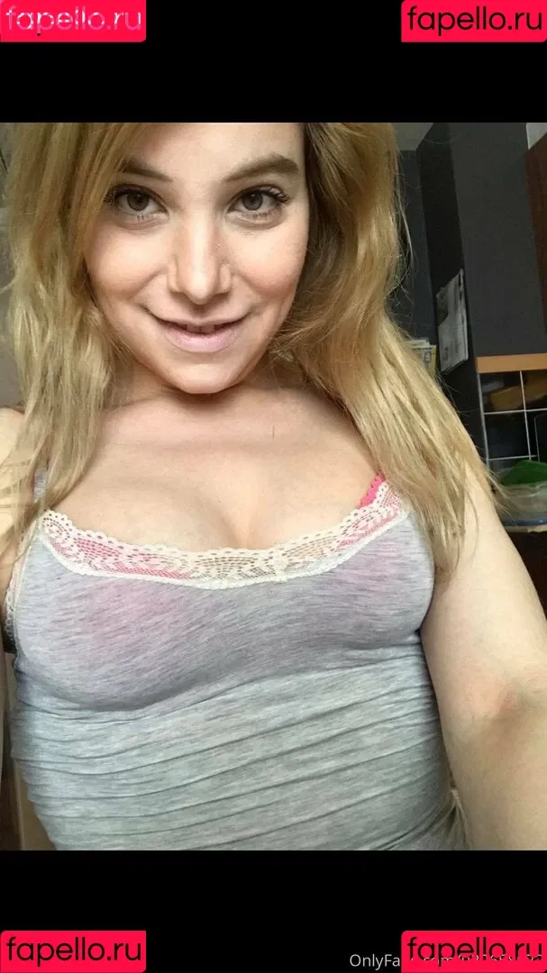 u29658972 Onlyfans Photo Gallery 