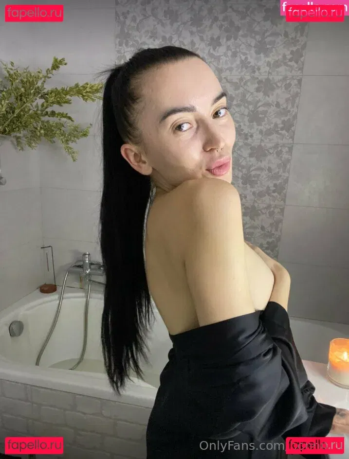 Bonniebi Onlyfans Photo Gallery 
