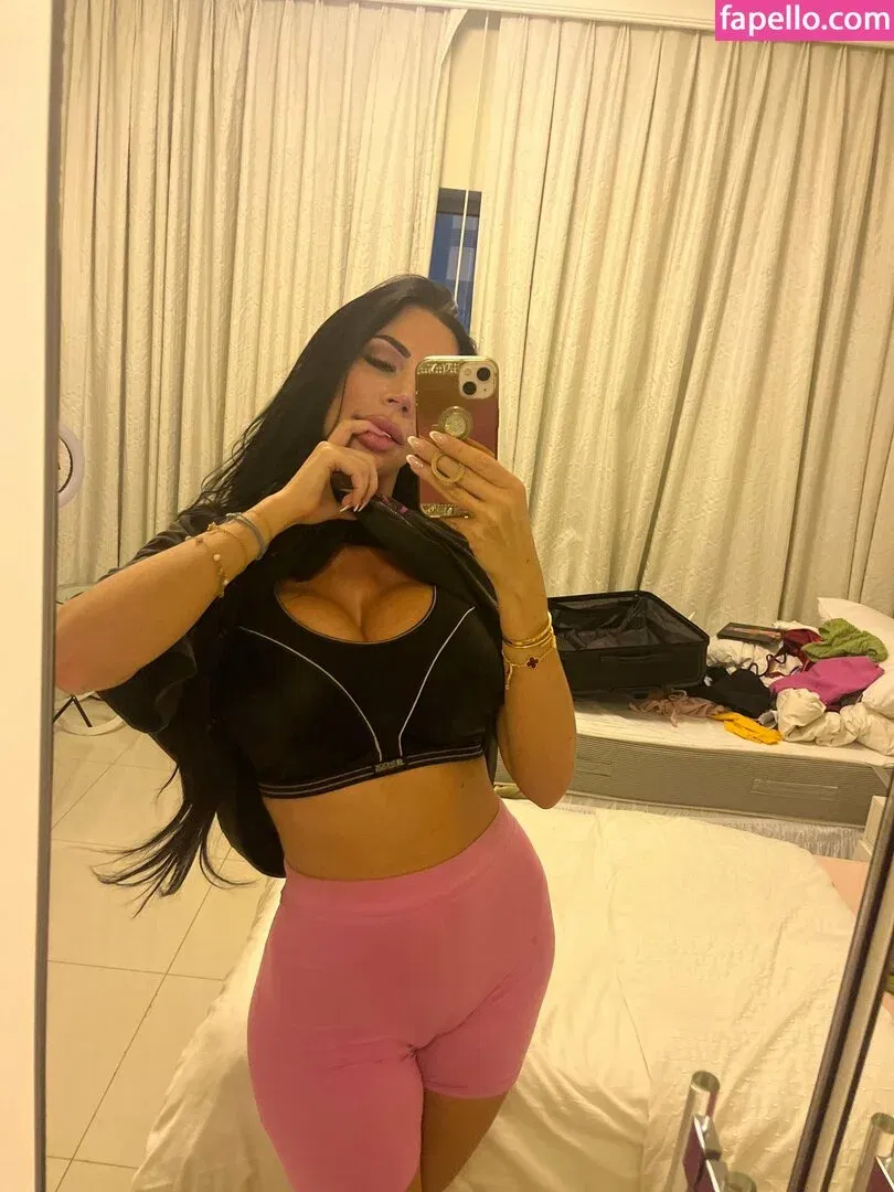 yvonne_bar Onlyfans Photo Gallery 