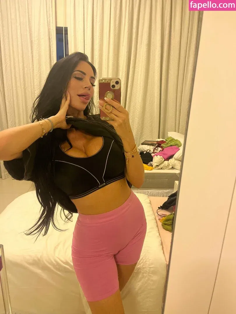 yvonne_bar Onlyfans Photo Gallery 