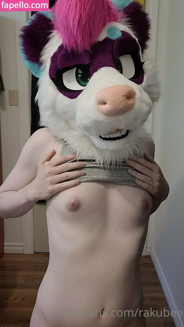rakubee Onlyfans Photo Gallery 
