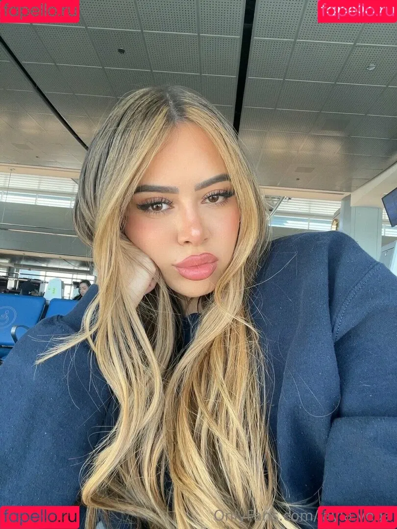 Layla.Vega Onlyfans Photo Gallery 