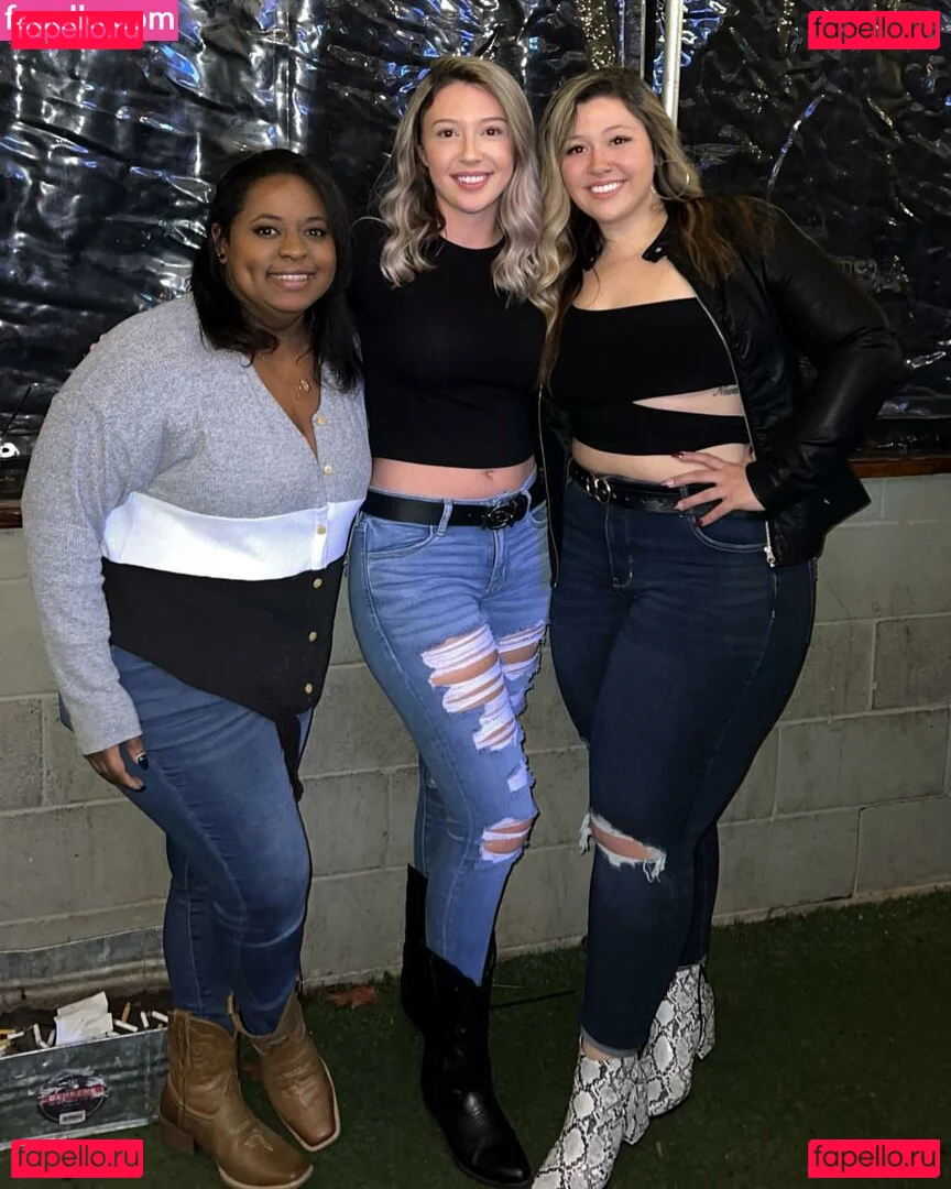 Ashlene Onlyfans Photo Gallery 