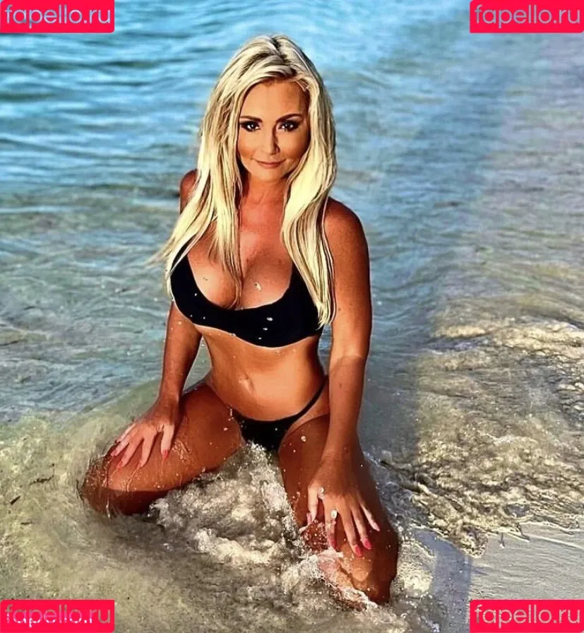 Lenka Dragounova Onlyfans Photo Gallery 