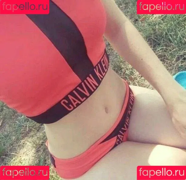 Blue.mogli Onlyfans Photo Gallery 