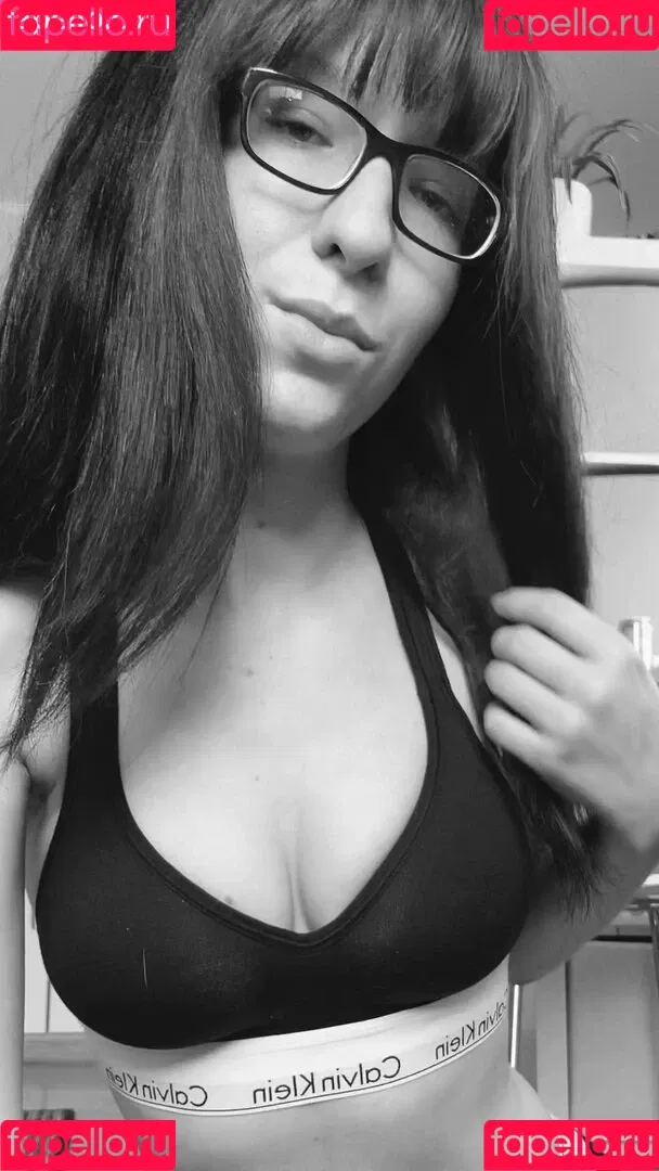 Blue.mogli Onlyfans Photo Gallery 