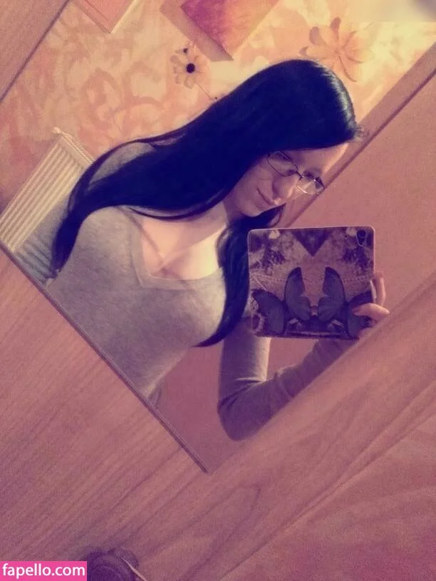 Blue.mogli Onlyfans Photo Gallery 