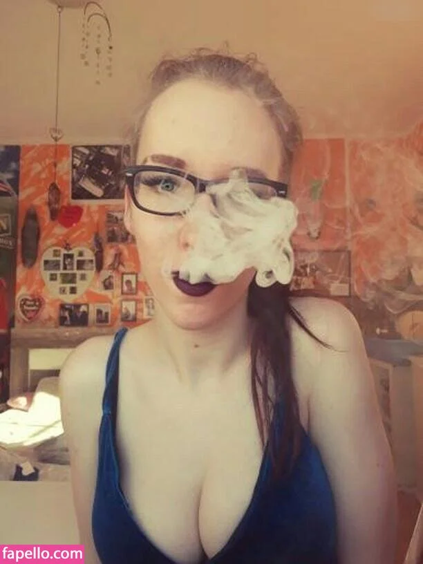 Blue.mogli Onlyfans Photo Gallery 