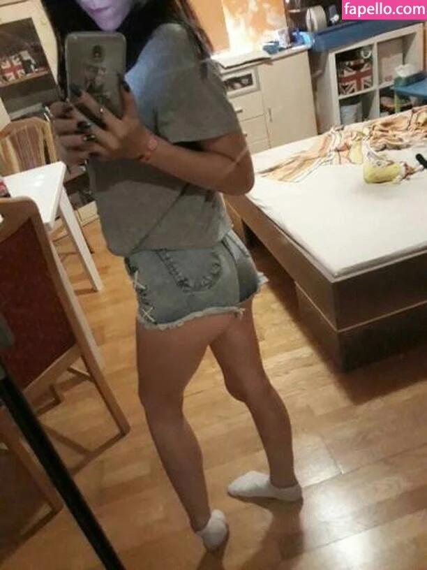 Blue.mogli Onlyfans Photo Gallery 