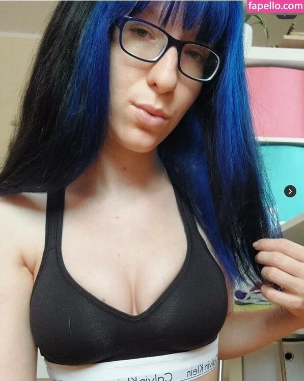 Blue.mogli Onlyfans Photo Gallery 