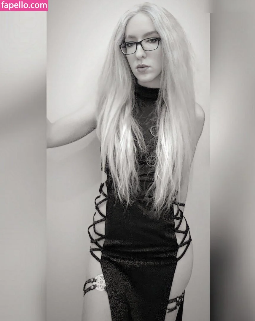 Blue.mogli Onlyfans Photo Gallery 