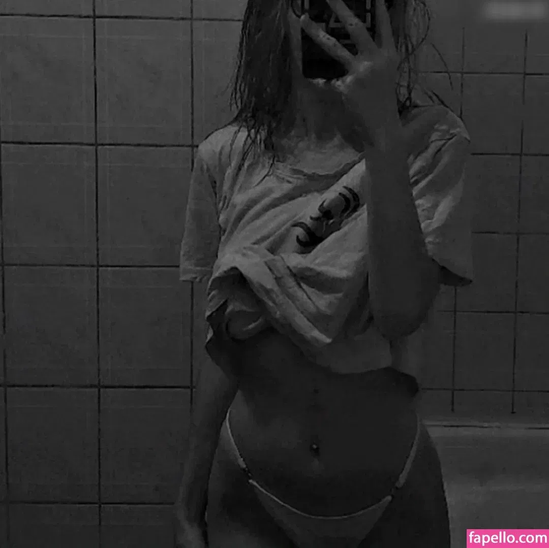 Blue.mogli Onlyfans Photo Gallery 