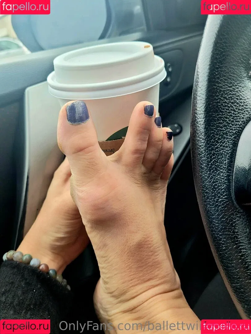 ballettwinkletoes Onlyfans Photo Gallery 
